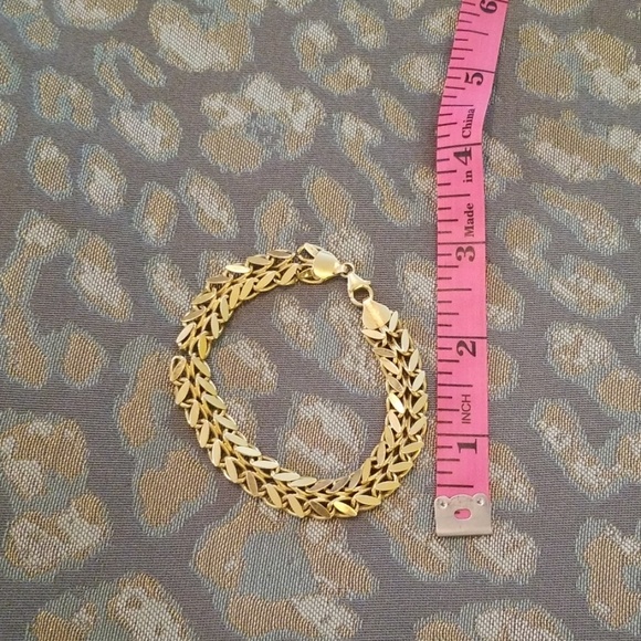 14 Karat Jewelry - 14 kt Gold Bracelet.